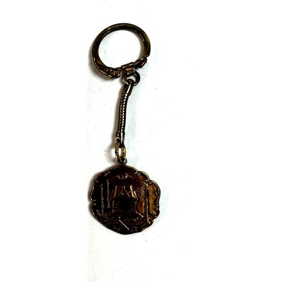Masonic Vintage Brass 3D Raised Altar Freemason Key Chain 1970s Masons Ring A474 - Picture 6 of 8